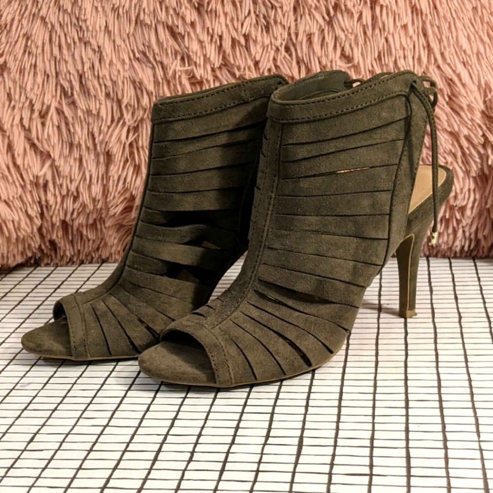SOLD Open toe 3 inch stilletos